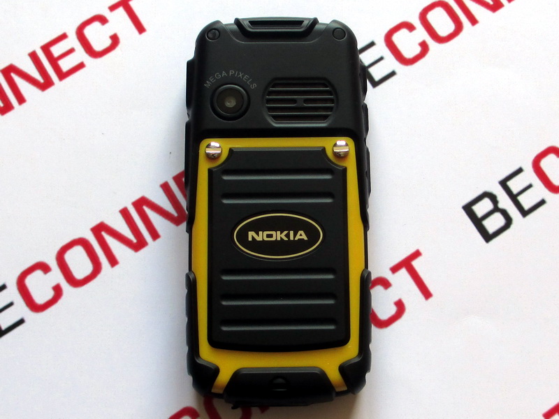 Ударопрочный телефон Nokia M8 - задний вид